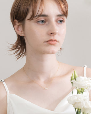 プティリボンネックレス