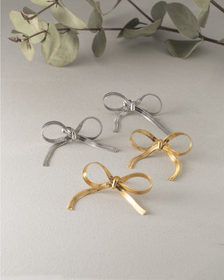 フラットショートスネークリボンピアス 2