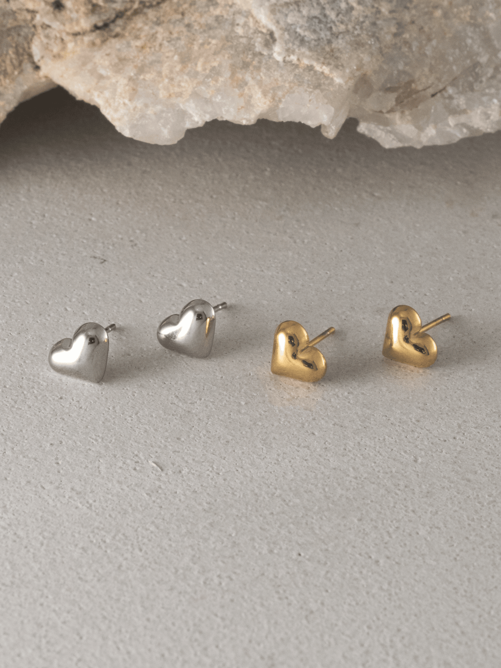 heart ピアス