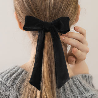 ベロア リボン シュシュ ベロアシュシュ リボンシュシュ ヘアアクセ ヘアタイ ヘアゴム 髪留め 髪飾り 大きめ レディース かわいい 人気 まとめ髪 ポニーテール 人気 簡単 ヘアアレンジ 結ぶ ゴム トレンド ベルベット