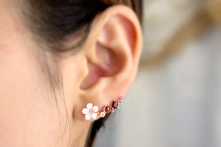 桜 ラインピアス K10